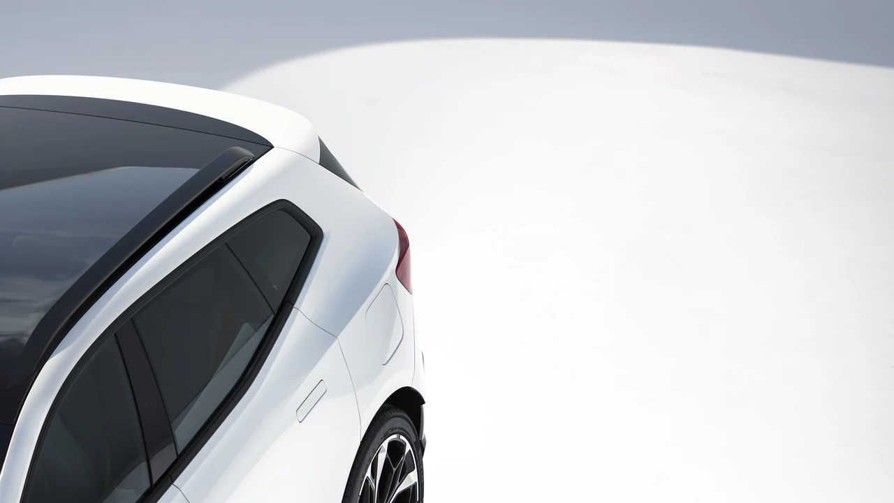 Polestar 4 / 폴스타