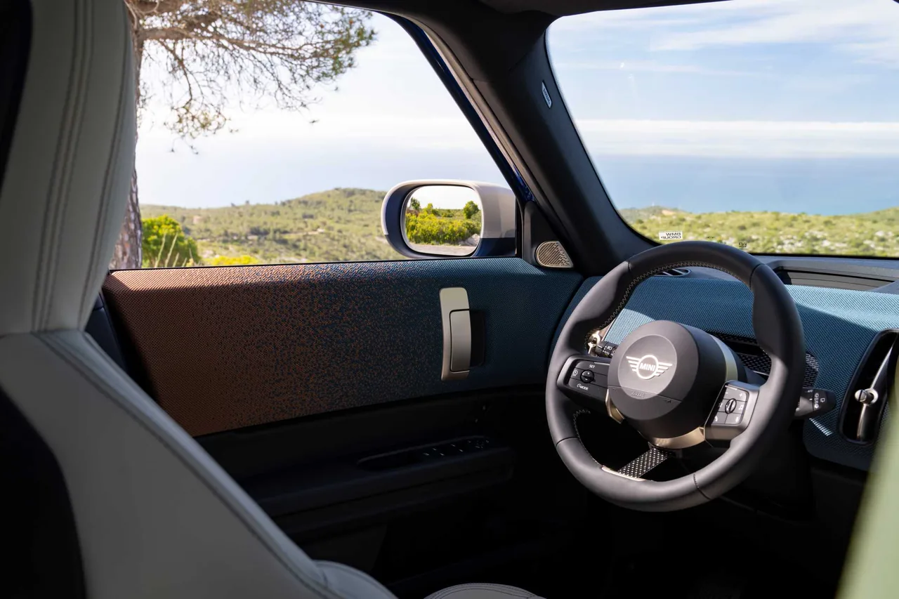 MINI Countryman / BMW