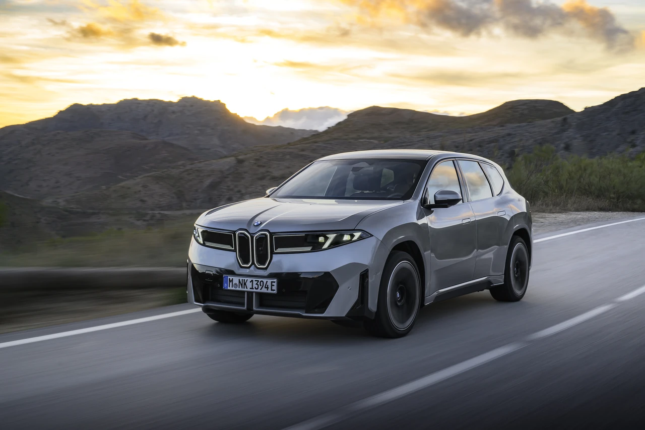 iX3 / BMW