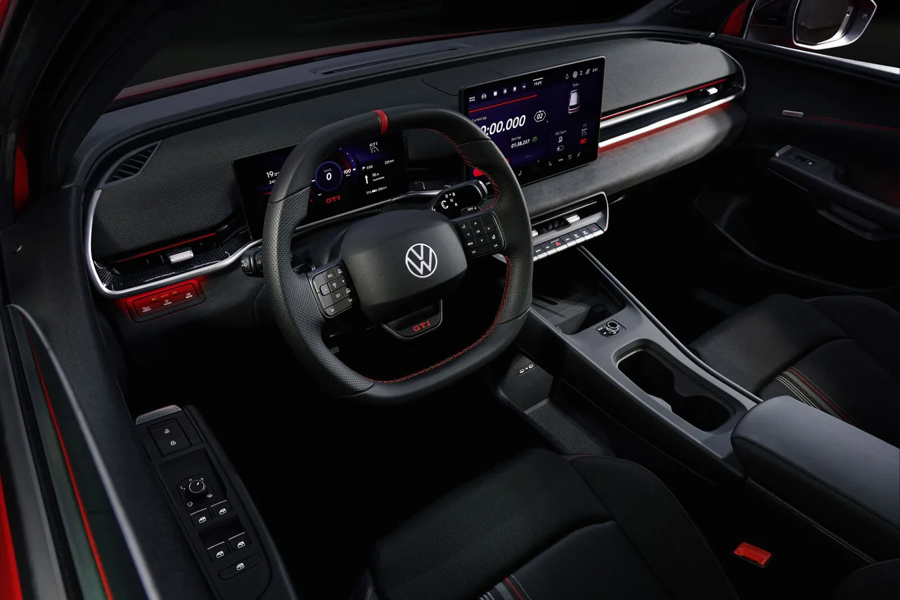 ID. Polo GTI / 폭스바겐
