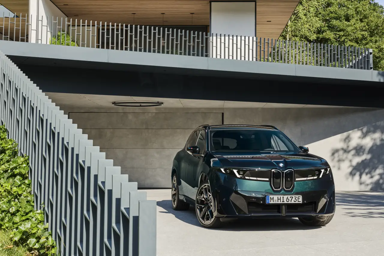 iX3 / BMW